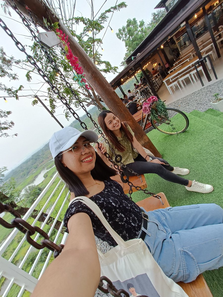 _dawn_a_'s tweet image. blessed to have ü 🩵
#quickescape🍃