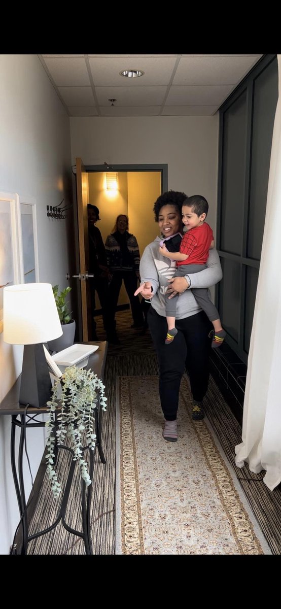 waysidecross's tweet image. GOD IS GOOD! #BlessedAndGrateful  to have friends, volunteers &amp;amp; churches who wrap around and support our ministries to improve the quality of life and services for our people in need. #Thanks Compass Church for renovating one of our graduate apartments.  waysidecross.org/lifespringwome…