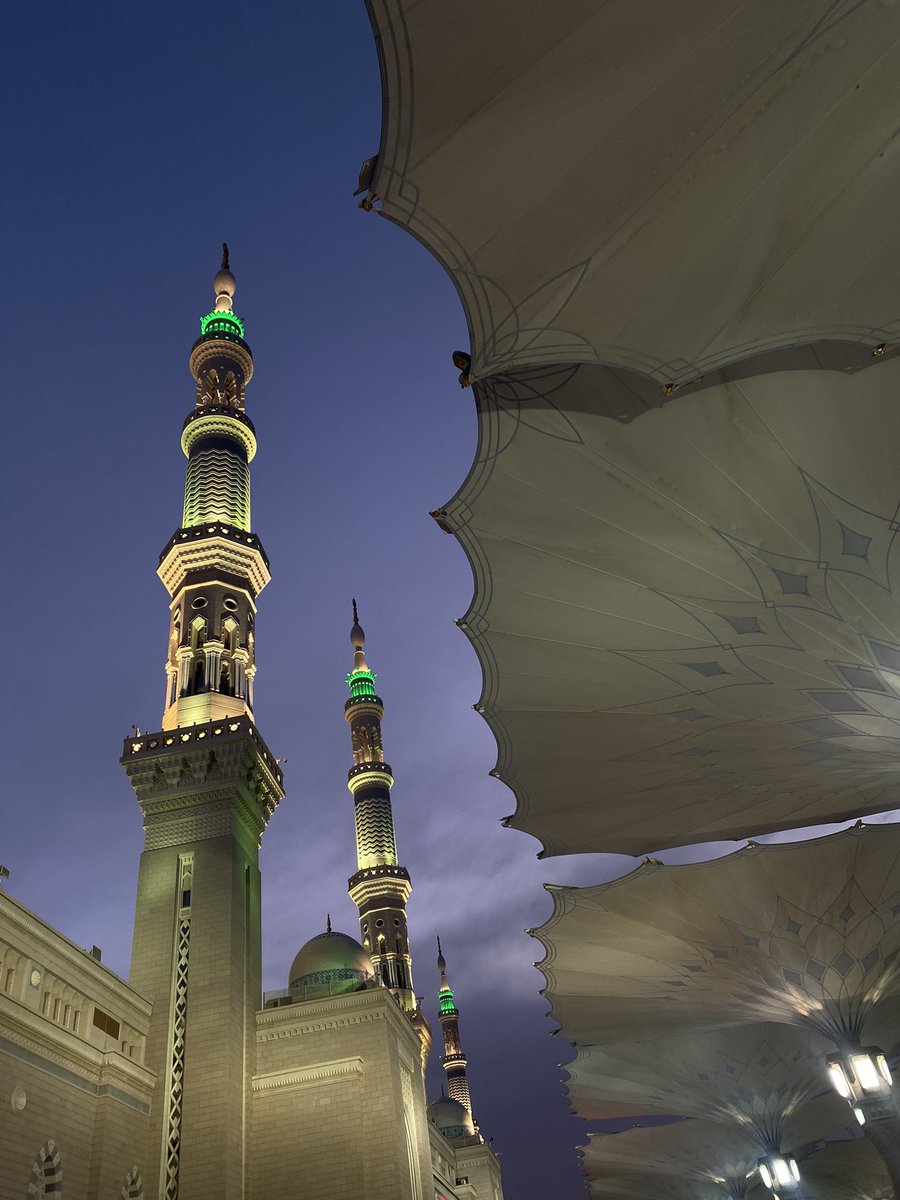 ashaaakal's tweet photo. Beauty at all times. Subhanallah https://t.co/Irn9c4k2fl