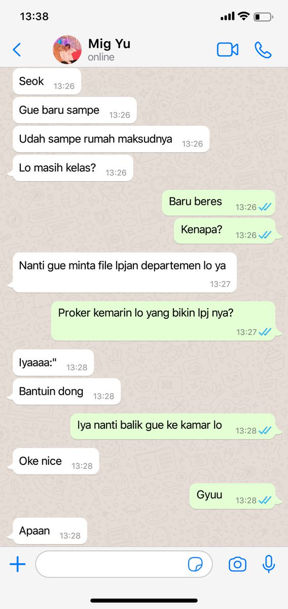 zchtaa's tweet photo. 059. Anak BEM btw mereka di kampus https://t.co/y6d1xYo8eN