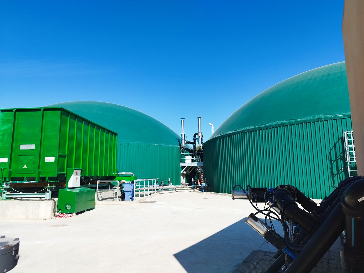 BETA Tech Center (@beta_techcenter) on Twitter photo ▶️ L’auge del biogàs obre la porta a nous models de gestió i valorització les dejeccions ramaderes a Osona.
La implementació del Pla de Biogàs de Catalunya 2023-2030, presentat fa uns dies al <a href="/congresBIT/">4t Congrés BIT - Edició Vic</a>, pot ser una oportunitat per a treballar-hi.
👉🏻 lnkd.in/e85geCBi ▶️ L’auge del biogàs obre la porta a nous models de gestió i valorització les dejeccions ramaderes a Osona.
La implementació del Pla de Biogàs de Catalunya 2023-2030, presentat fa uns dies al <a href="/congresBIT/">4t Congrés BIT - Edició Vic</a>, pot ser una oportunitat per a treballar-hi.
👉🏻 lnkd.in/e85geCBi