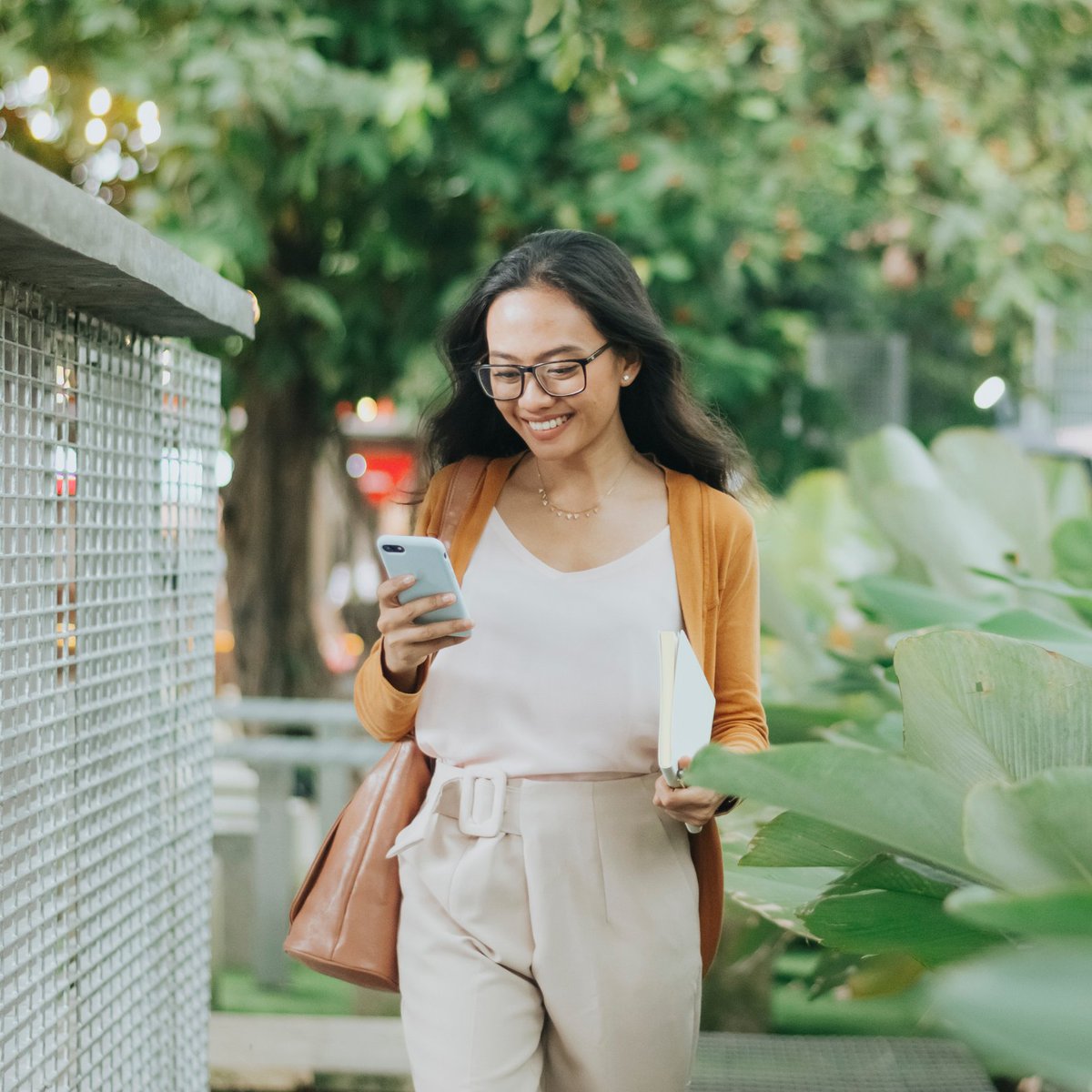 RunLoyal's tweet image. ✨ Our software can give your customers something to smile about. We offer full camera integration and video messaging, which can be easily accessed through your customer facing app! 😍

#cameraintegration #videomessaging #petsoftware #petcare #runloyal #pets