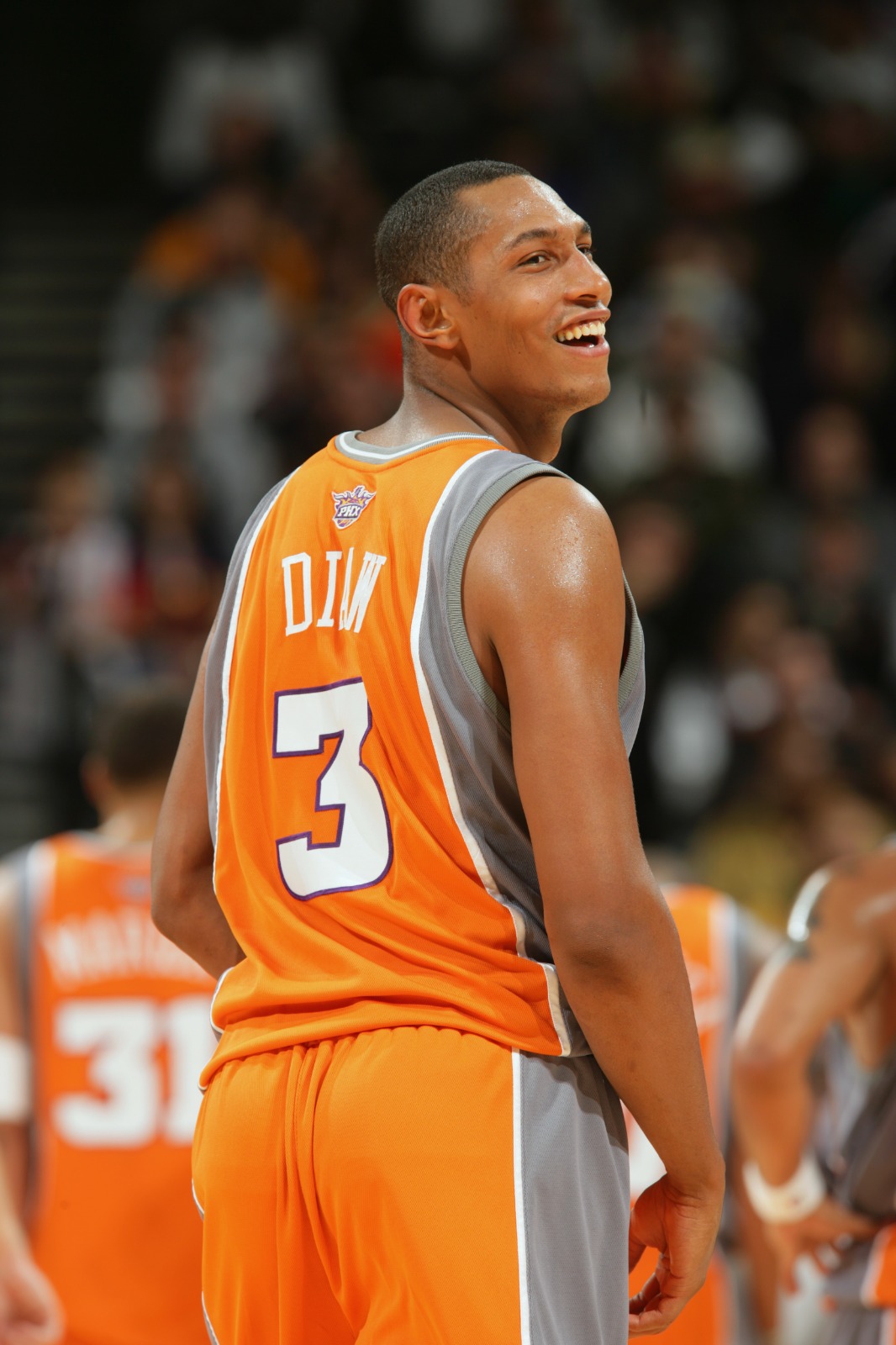 sur Le Roster. | L'équipe des meilleurs Français à avoir joué en NBA NBA France on X: "#OnThisDay en 2006 Boris Diaw réalisait son record de passes avec 16 offrandes réalisées face aux Warriors https://t.co/nw1uY4YMXx" / X