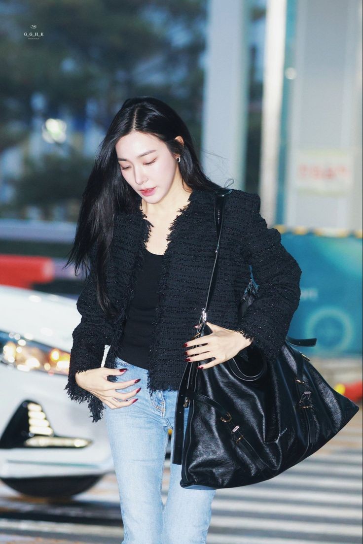 ㅤ

📸 STAFF UPDATE 📸
───────────────
140423

Genies Generation's Dee attend 𝗪𝗘  𝗧𝗔𝗟𝗞  𝗣𝗢𝗗𝗖𝗔𝗦𝗧 𝗘𝗣𝗜𝗦𝗢𝗗𝗘 𝟮𝟭 (𝙱𝚒𝚗𝚌𝚊𝚗𝚐 𝙱𝚎𝚛𝚜𝚊𝚖𝚊 𝙲𝚎𝚕𝚎𝚜𝚝𝚒𝚊𝚕 𝚄𝚗𝚒𝚝 𝙻𝚞𝚖𝚒𝚗𝚊𝚛𝚢)
#WETALKPODCAST
#DEE
#GeniesGeneration 

ㅤ