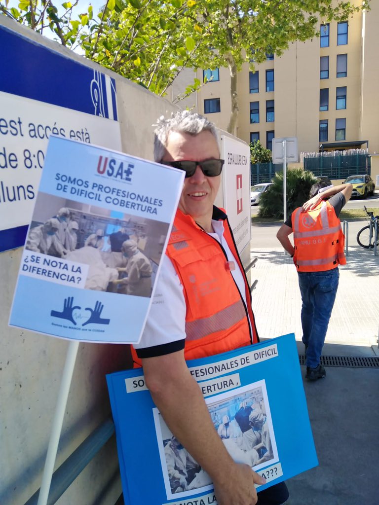 SaeBaleares's tweet photo. Nuestras manos también son de difícil cobertura, no sólo los A1 y A2 sanitarios, la carestía de la vida afecta a todos los colectivos por igual. 

#SomosLasManosQueTeCuidan #NuestrasManosTambienSonDeDificilCobertura https://t.co/H7n0qeUESU