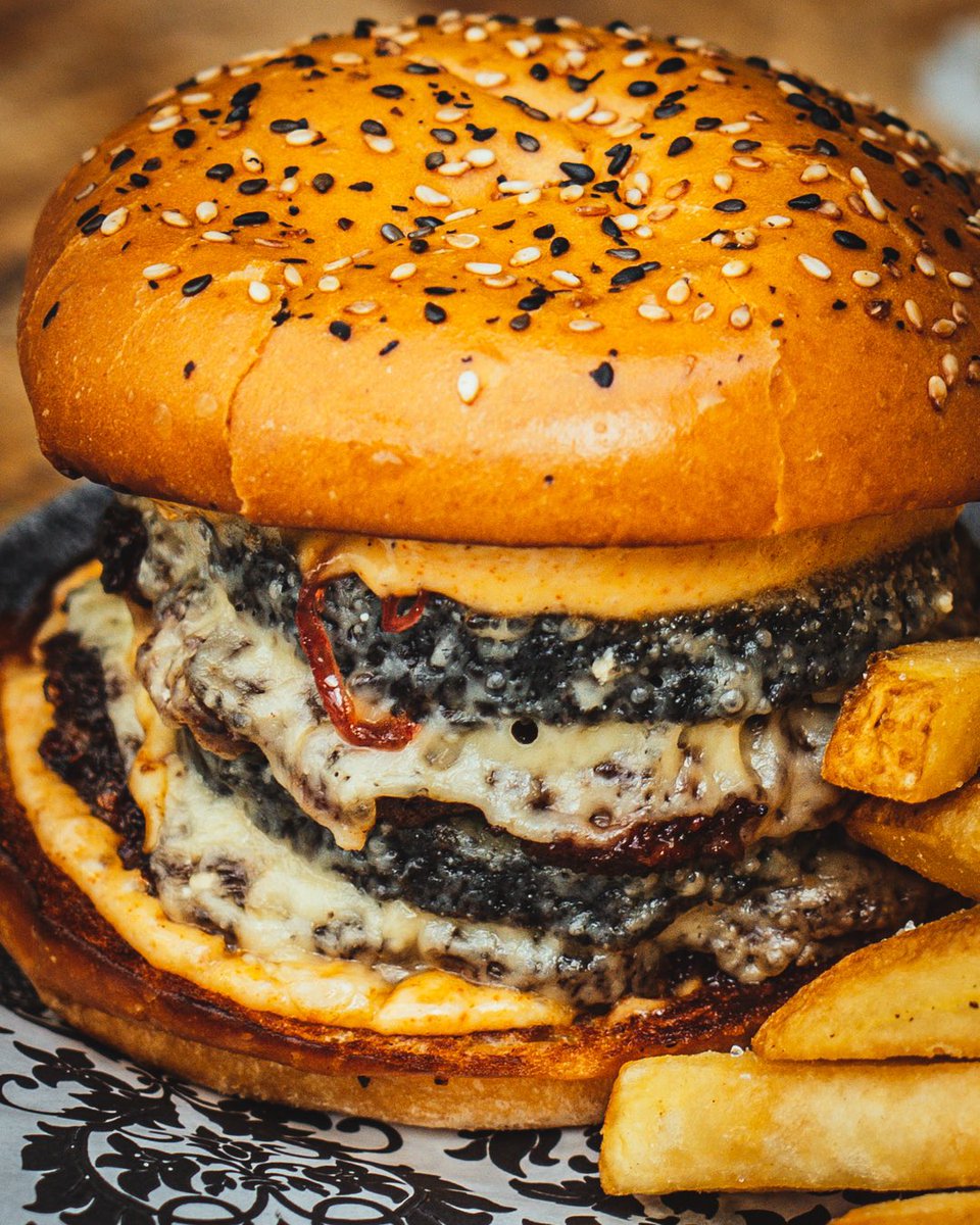 The <a href="/soberlane/">Sober Lane</a> ‘Back In Black’ burger: Juicy beef, melted cheese, and the savory goodness of Clonakilty black pudding. 

The ultimate burger experience 😎

#soberlane #backinblack #blackpuddinglover #beefburger #corkcityireland