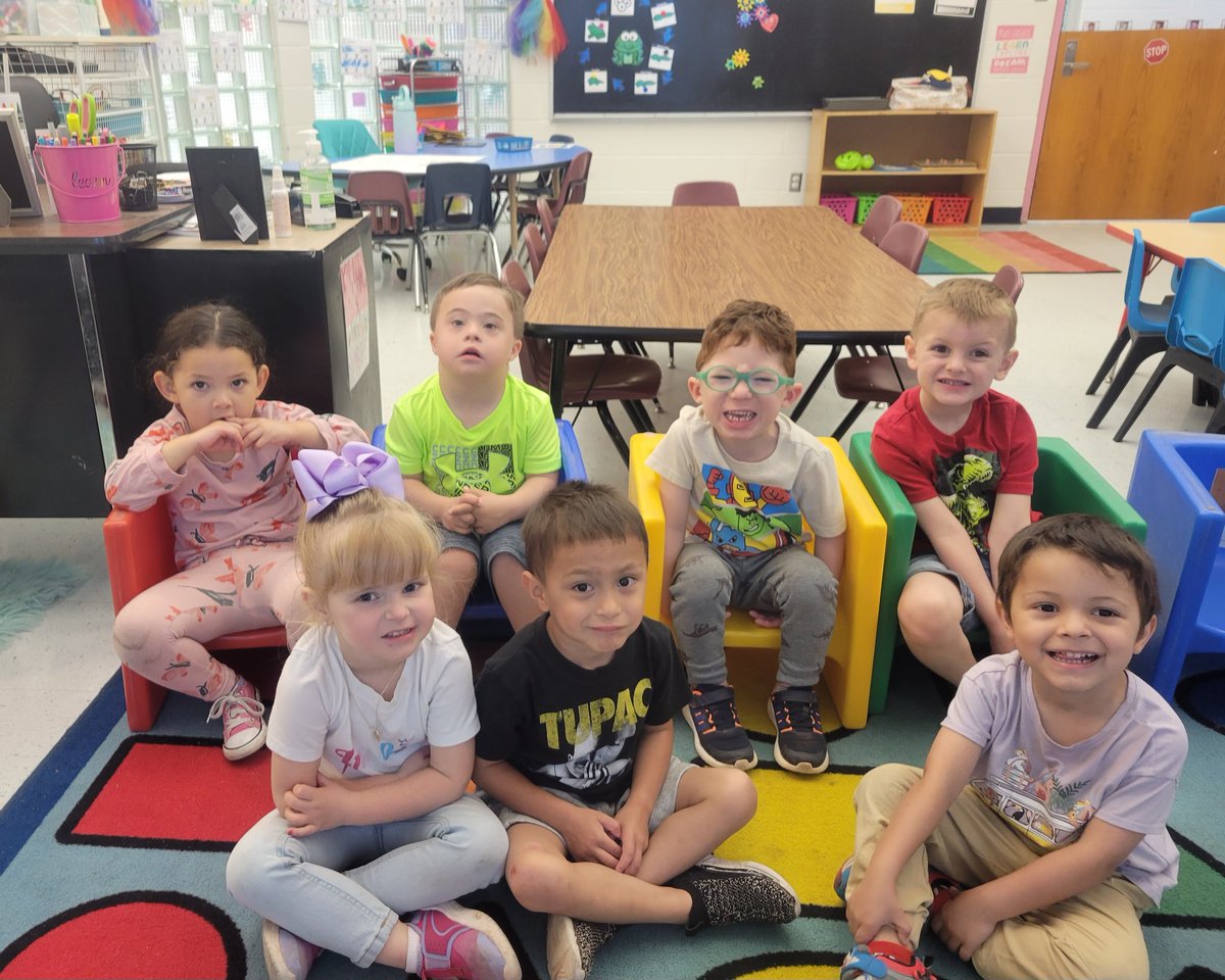 We have some sweet kids who love their  Miss Katie!!! She is the best SLP assistant and our kids always ask when they can go to speech 🥰 we made the cutest card, signed our names, and gave her some <a href="/CrumblCookies/">Crumbl</a> . #ecse3 #teamwfisd #happybirthday <a href="/WFISDschools/">Wichita Falls ISD</a> <a href="/wfcunningham/">Cunningham Cougars</a>