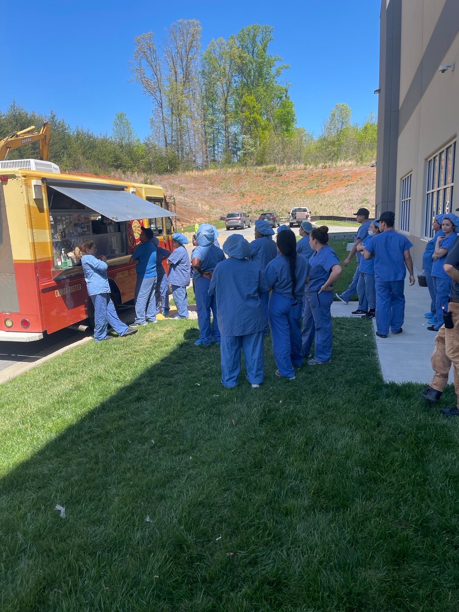 HandCraft Services tweet media