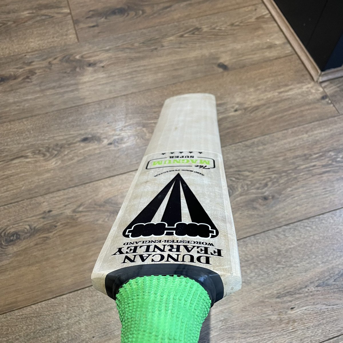 Z10Cricket's tweet photo. Refurb done for @ChurchtownCC bowler and sponsor Ryan Hughes of Hairden Southport. Should channel the inner Botham with these stickers https://t.co/0hNHou6uCE