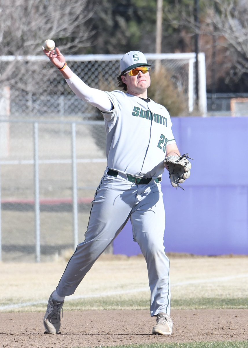 PhotoTime tweet media