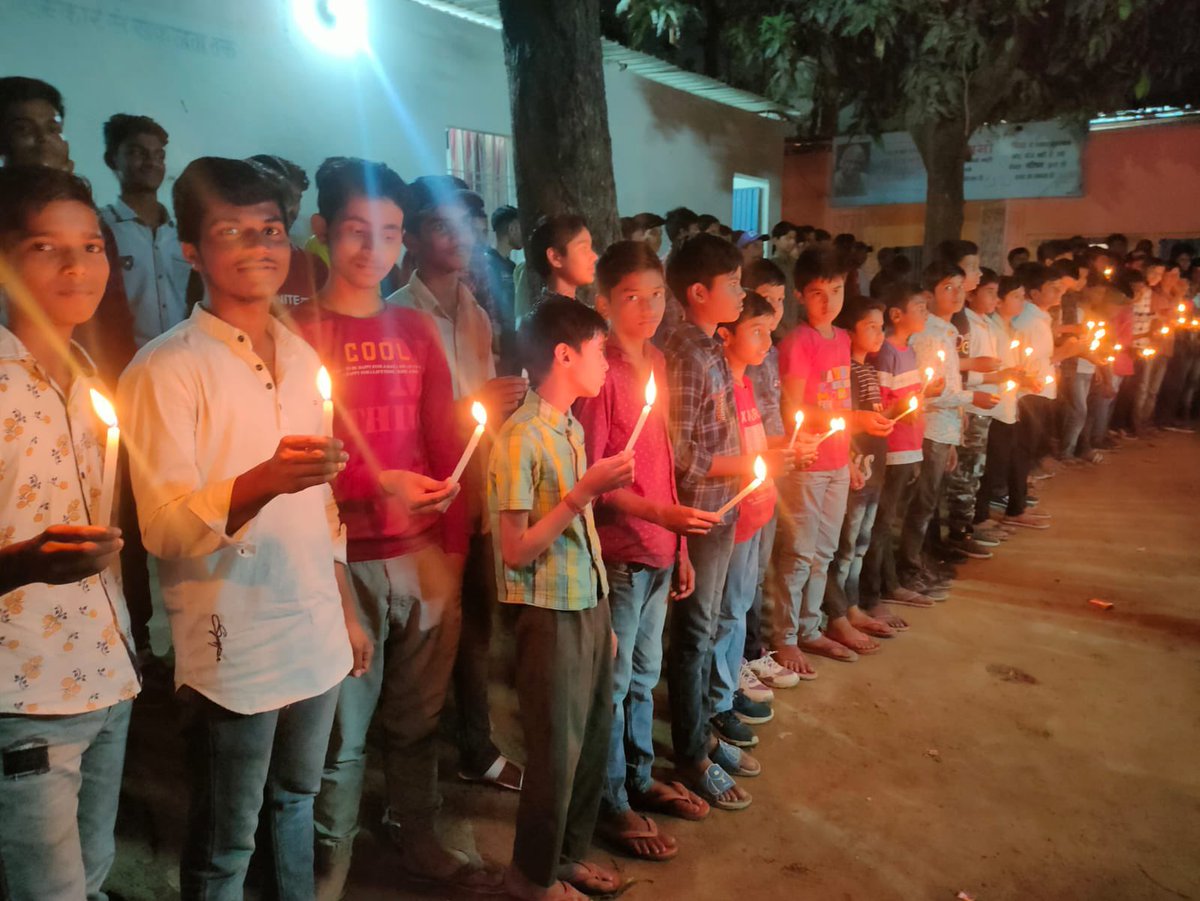 KatyayanRakesh's tweet photo. Ek ummid ke diya Aiims Saharsa ke liye..
 #Aiims_For_Saharsa #UmmidKaDiya https://t.co/6LzGYZNFTC https://t.co/2kypTSSAEH