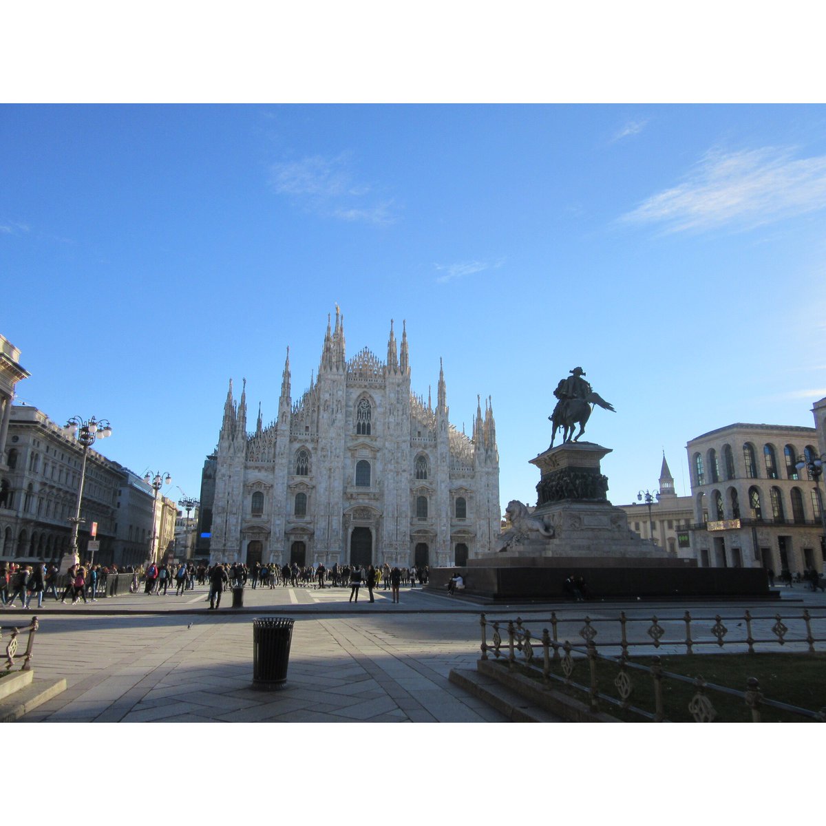 NomadicBrits's tweet photo. 24 Hours in the Incredible #Milan 

https://t.co/ctmPCgwbVL

#travel #lookatourworld #travelbloging #travelbloggers #24HoursIn #BudgetTravel #Italy #ThingsToDo https://t.co/fdP25Pehtf