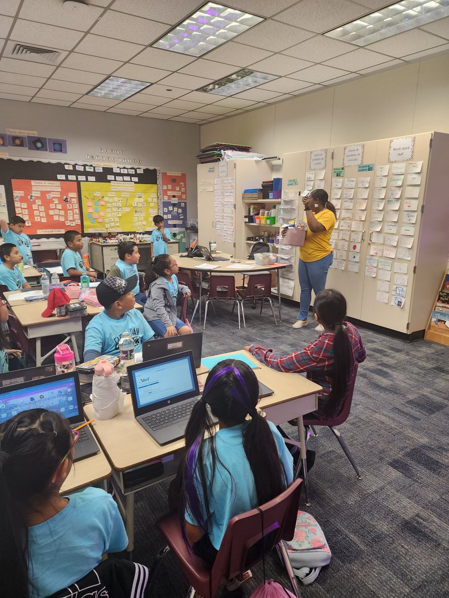 Ms.Alicea tweet media