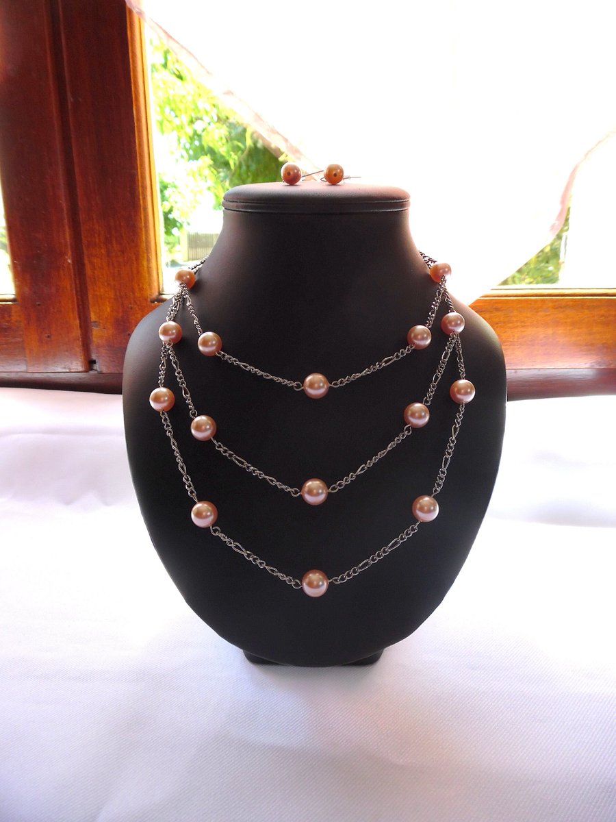 CreaFalip's tweet photo. Bonjour, -10% dans toute ma #boutiqueetsy : Collier+Boucles d'oreilles, cristal de swarovski nacré, parure, 3 rangs, pêche, argent, chaîne acier inoxydable, bijou femmes, unique https://t.co/pWvlzh6mFz #argent #rose #collier #femmes #non #mariage https://t.co/ZUvpyJL3Am