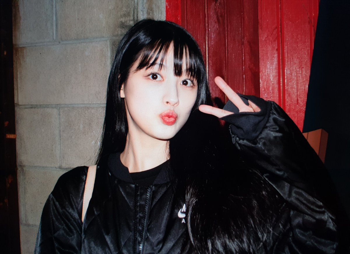 CLCheart_'s tweet photo. 230413 #오승희 연극 임대아파트 preview
#씨엘씨 #CLC #Seunghee @offseunghee https://t.co/6nzIEpNmd2