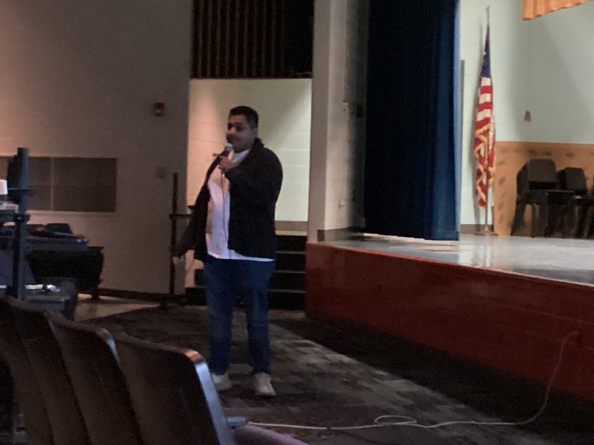AnaVerduzco20's tweet photo. Indiana Latino Institute Presentation at Scott Middle School— Thank you Mr. Lucas Norrington for talking to our students and getting them to think about their talents, strengths, future, as well as college and career readiness!#schok12 ⁦@SCHK12⁩ https://t.co/OHyAFxeqsz