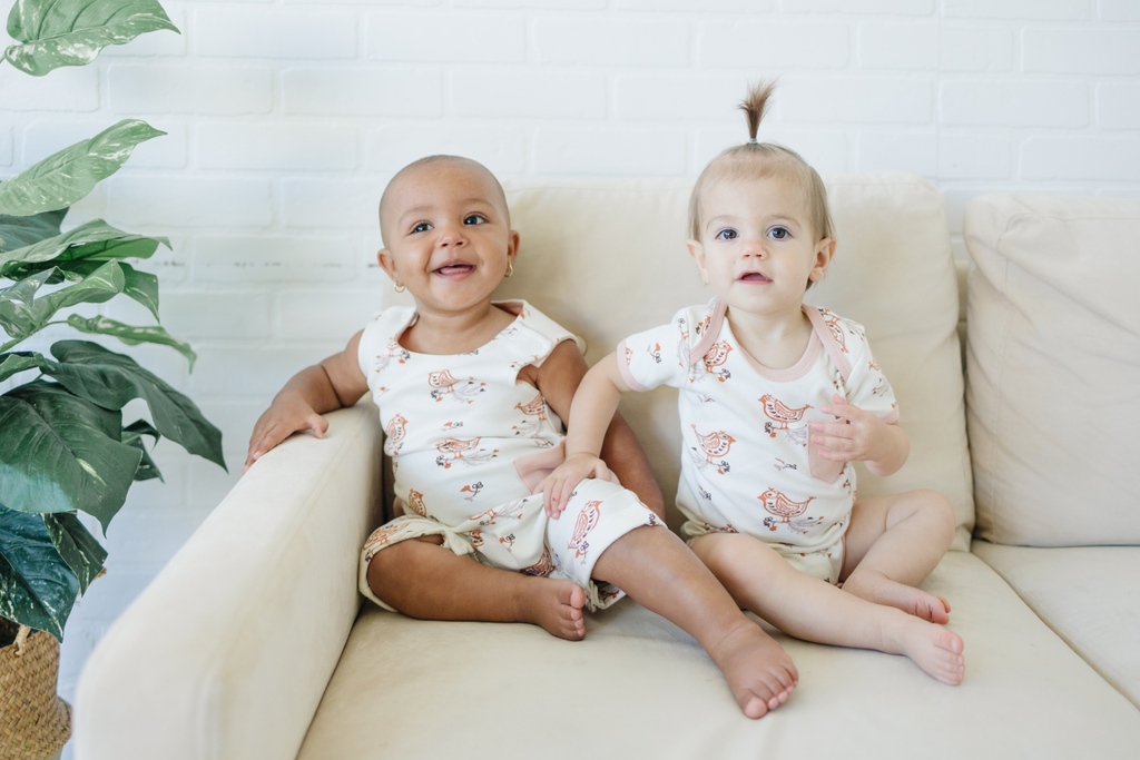Match with your bestie in #catanddogma! 👯‍♀️