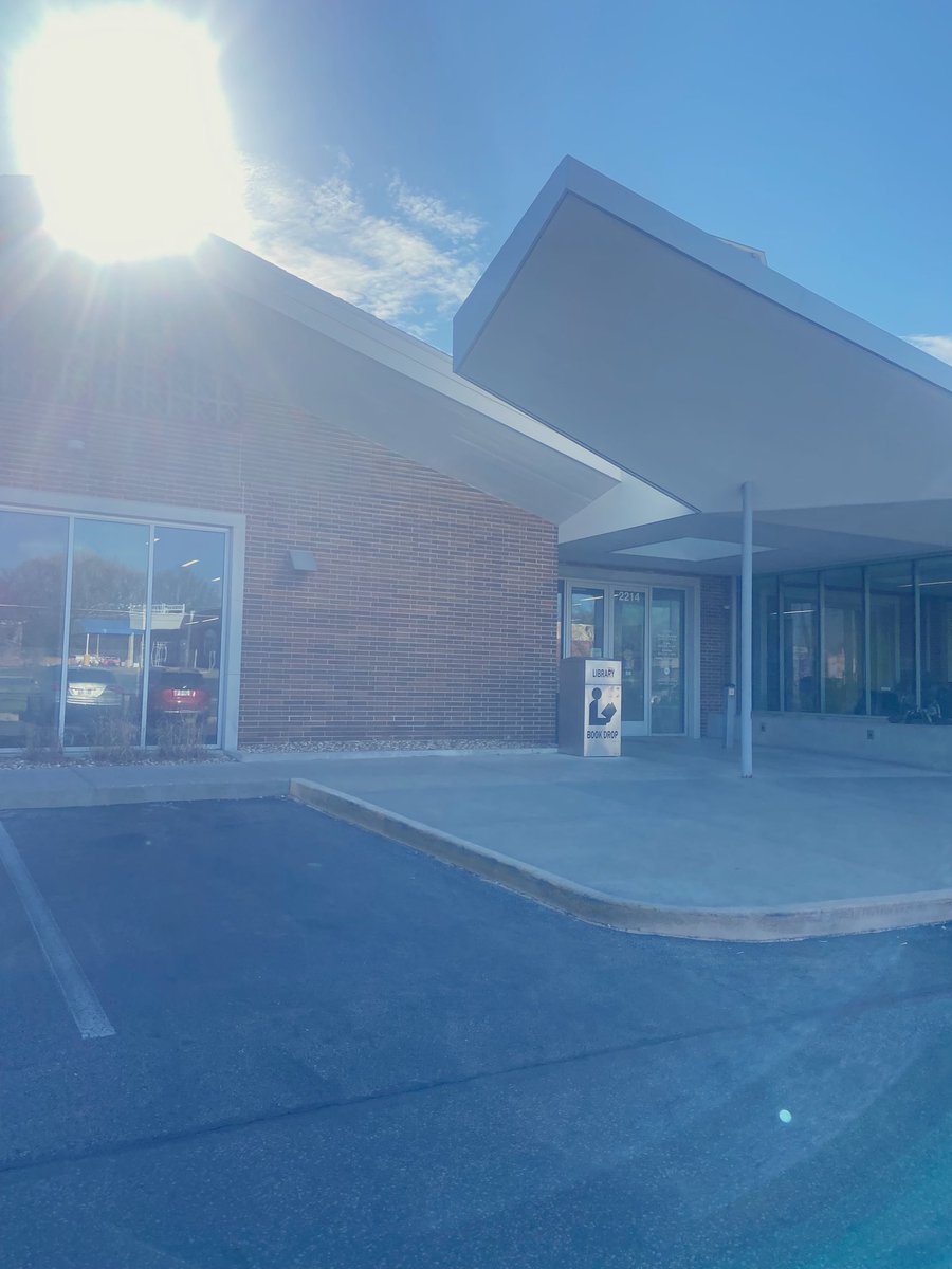 I love my public library ❤️ 

<a href="/springfieldlib/">The Library</a>