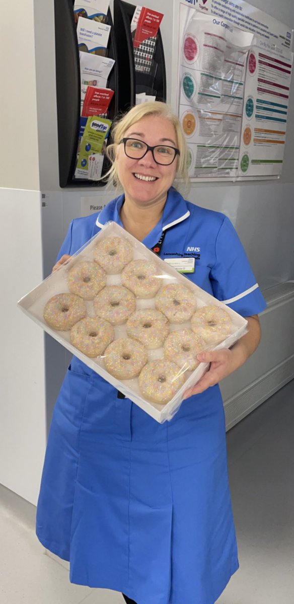 ChorleyCiu's tweet photo. A big thank you from one of our lovely patients 💙 Yum yum 😋 Thanks so much 💙 https://t.co/sSYsoKgN1D