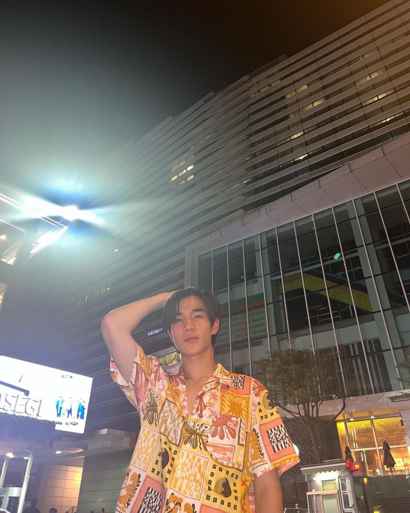 FourthOfficiall's tweet photo. IG Post Update [14042023] : fourth.ig

สงกรานต์สยามทัก🔫

Songkran With Gem4th
#สงกรานต์ปีนี้มีเจมีไนน์โฟร์ท 
#Fourthnattawat 
#โฟร์ทณัฐวรรธน์ 
@tawattannn https://t.co/NXmpfDiGTH