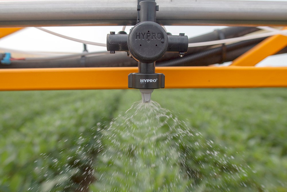 Approved for all Dicamba formulations, Pentair Hypro Ultra Low Drift Max (ULDM) is the ideal nozzle for Dicamba and other systemic herbicides where drift reduction is a focus. Plus, ULDM is PWM compatible across all sprayers.

pentair.com/en-us/products…