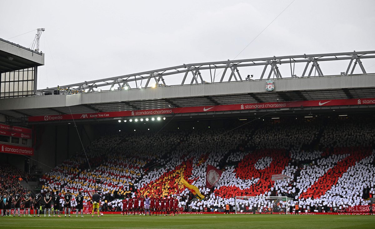 Arsenal (@arsenal) on Twitter photo We stand with <a href="/LFC/">Liverpool FC</a> in remembering the 97 victims of the Hillsborough tragedy, 34 years ago today.
You'll Never Walk Alone. We stand with <a href="/LFC/">Liverpool FC</a> in remembering the 97 victims of the Hillsborough tragedy, 34 years ago today.
You'll Never Walk Alone.