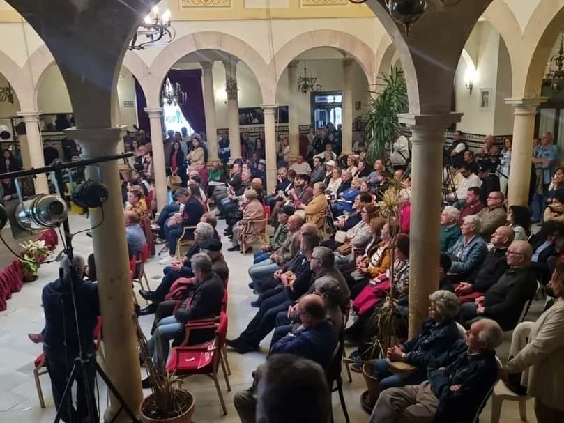PSOERonda's tweet photo. 👏🏻 En la tarde de ayer, presentamos ante más de medio millar de personas, l@s componentes de nuestra Candidatura para las elecciones municipales del próximo 28 de mayo.
💪🏽 Un equipo nuevo, cercano, trabajador, con ganas y mucha ilusión para afrontar este desafío.
#PacoAlcalde https://t.co/WyWh3MTYHP
