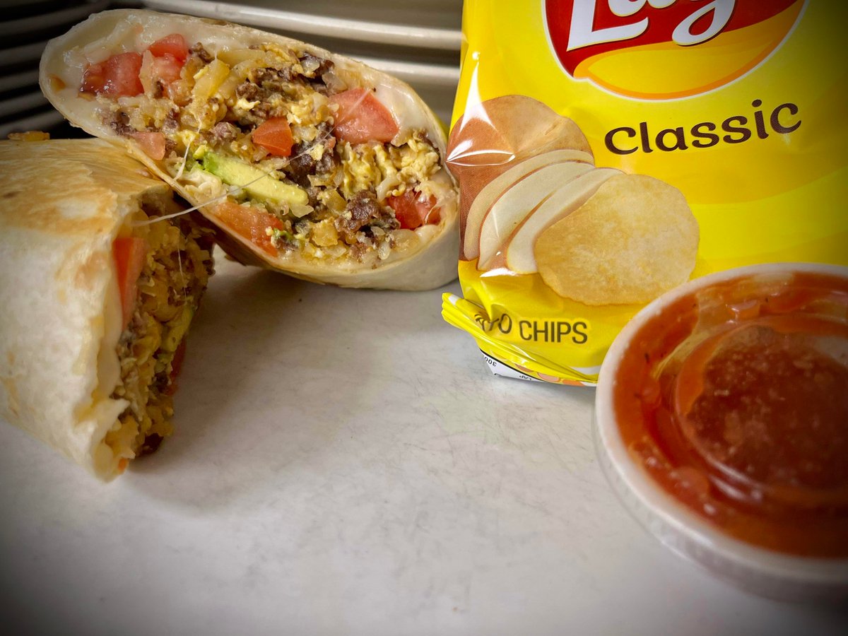 DeliciousTemp's tweet photo. Spicy tip of the day: Dip your breakfast burrito in our homemade salsa to crank up the heat this Friday! #HappyWeekend  🌯😋 
Open from 8 a.m. - 2:30 p.m.; we are here for you when the craving calls - so call us at 501-225-6893 or order online here --> https://t.co/TgAX4Hoi1k https://t.co/gX3JJAzLrj
