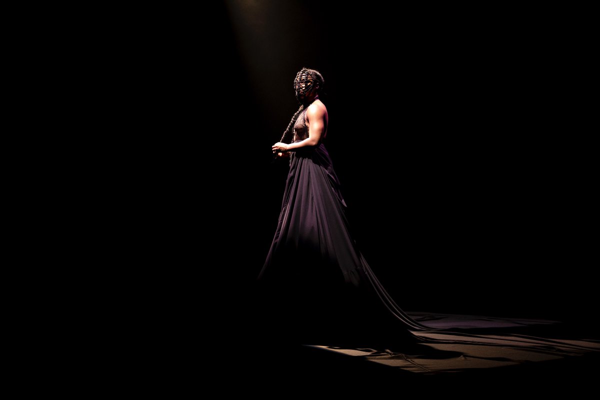 Rich Mix (@richmixlondon) on Twitter photo Choreographer <a href="/_alethiaantonia/">Alethia Antonia</a> performs ‘Inscribed in Me’ – a visceral journey that explores inscriptions of personal and historical experiences through movement, voice and music⭐️
From Fri 28 – Sat 29 Apr. Book now > richmix.org.uk/events/inscrib… Choreographer <a href="/_alethiaantonia/">Alethia Antonia</a> performs ‘Inscribed in Me’ – a visceral journey that explores inscriptions of personal and historical experiences through movement, voice and music⭐️
From Fri 28 – Sat 29 Apr. Book now > richmix.org.uk/events/inscrib…