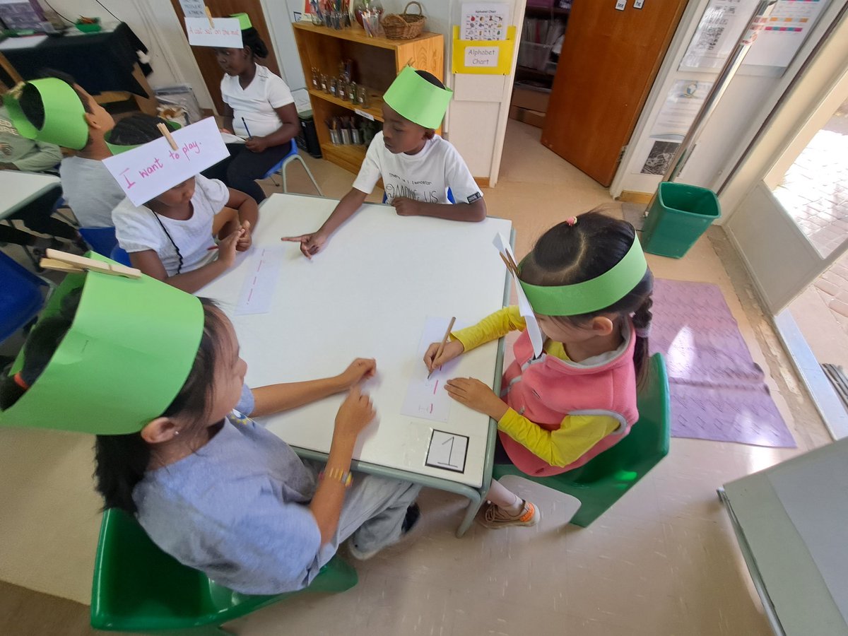 becia1978's tweet image. &apos;Learning to write sentences can be fun!&apos;Grade 2 students used cool activities to improve reading and writing skills with younger students. #learningAtWis #readingskills #funlearning #grade2