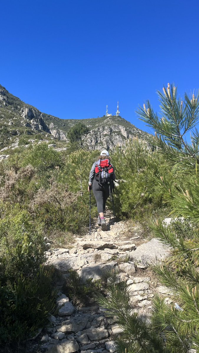 Contando los días para irnos a Los Alpes. Esta será la segunda fase de las pruebas de selección del @retopelayovida . 
#RetoPelayoVida #RetoPelayoVida2023 #soycandidataRPV2023 #adioscancer #deporteysalud #superandoelcancer #vencerelcancer #lasaludesvida #trexexploring