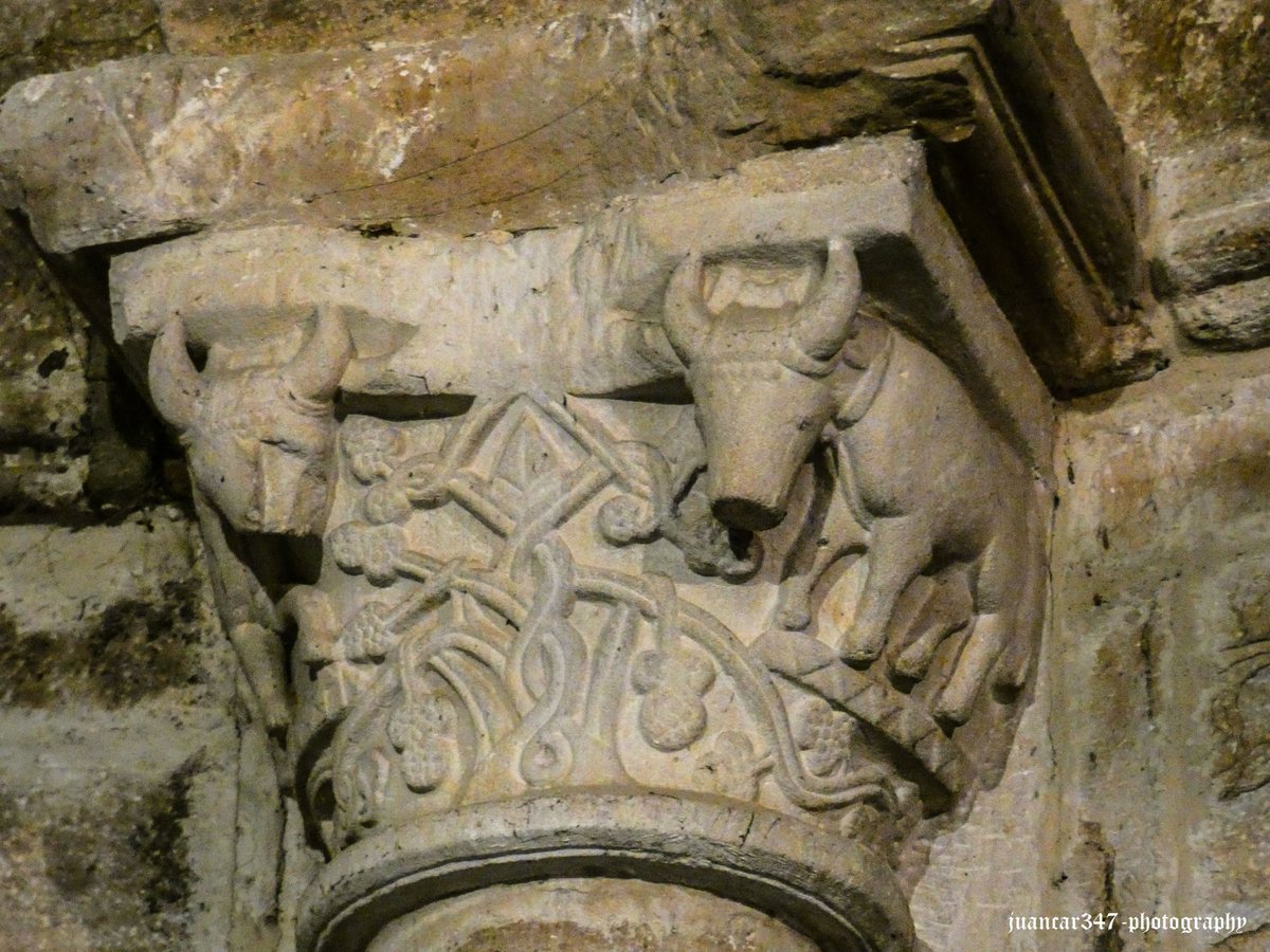 juancar347's tweet photo. La serena elegancia de una de las joyas del arte románico palentino: San Salvador de Cantamuda
#fotografia #arte #romanico #patrimoniocultural #romanicopalentino #cantamuda #palencia #españa https://t.co/MMqBxkN6LR