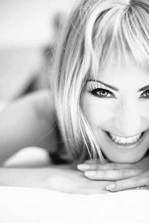 Einfach mal glücklich
sein.

(Unbekannt)