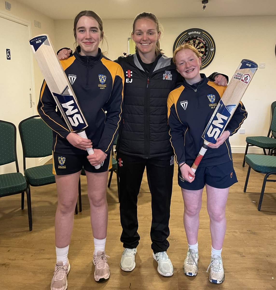 MillieParry18's tweet photo. Spent an enjoyable day @cc_whittington the new @CricketShrops hub for women and girls. Huge thanks to @Steve110R and to @MacleodLK @eve_jones11 for the Q &amp;A today. @jo_connelly1101 @SMCricketUK https://t.co/FDvA1mNkJz