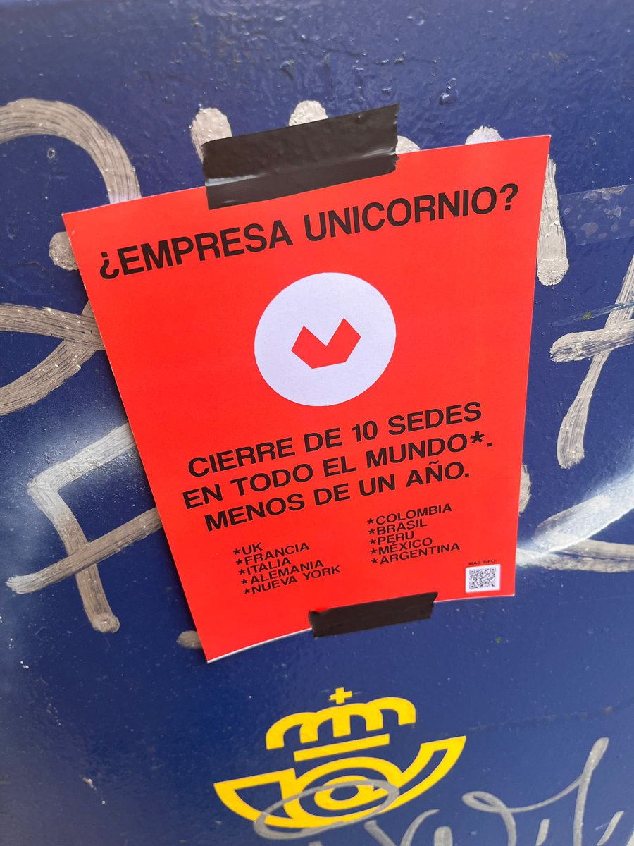surrealitybytes's tweet photo. Me pasan esto que está apareciendo cerquita de la sede de Domestika en Madrid. ¿Os hacéis una idea de cuánto tienes que cabrear a la gente para que dedique su tiempo libre a empapelar la ciudad en lugar de a pasar página? Pues eso. https://t.co/btCqLIXWps