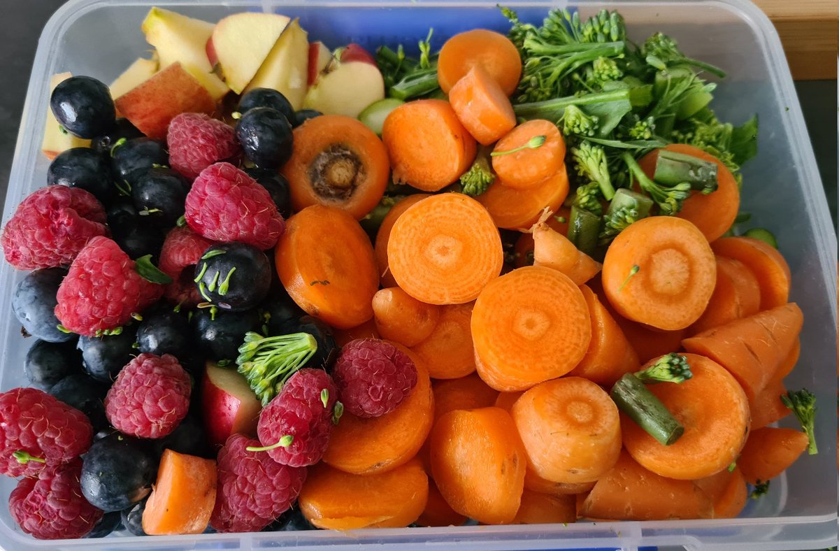 Mum's  just prepared our veg and fruit for the week...mmm yummy