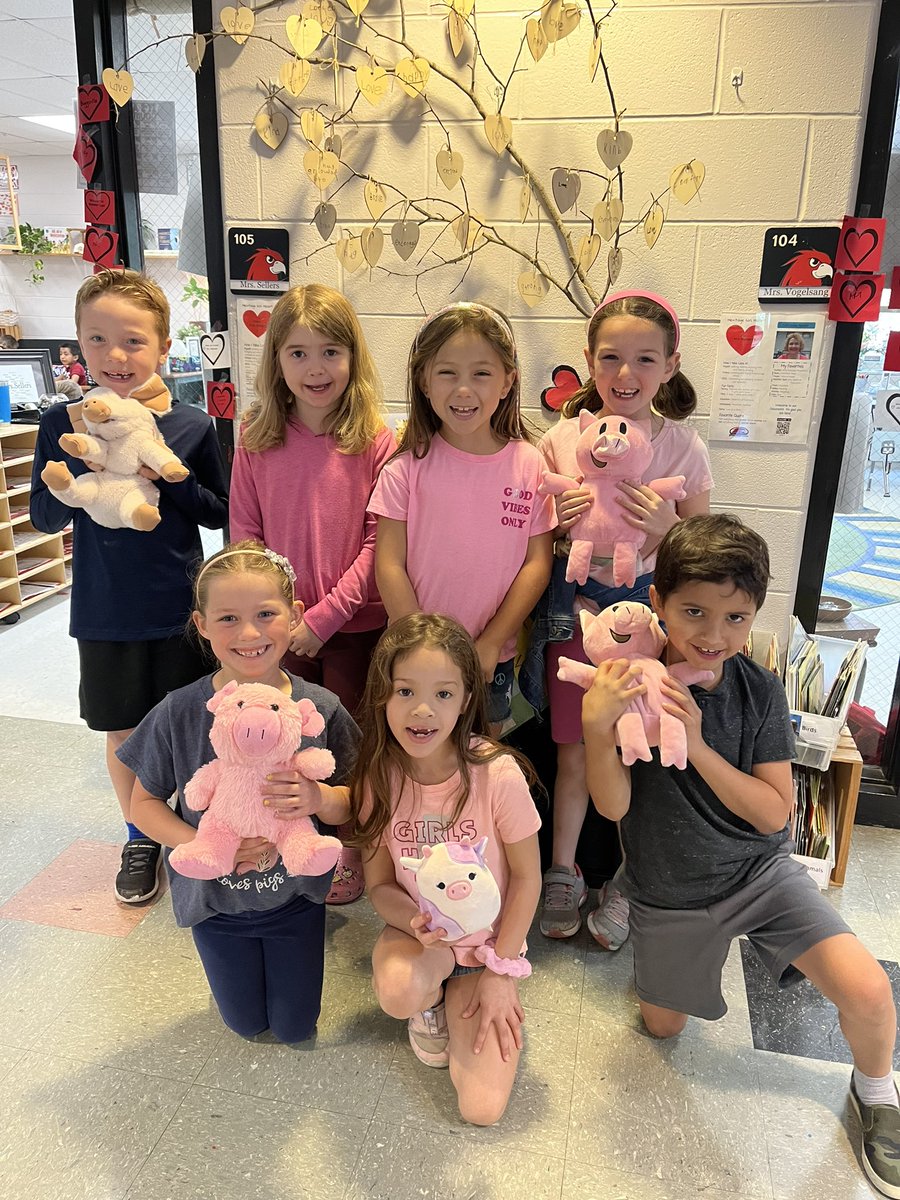 SVFirstGrade's tweet photo. Happy Pig Day!!! 🐷@HeritageECS #HECSmagic #WEareLakota https://t.co/eMeL6uS2Y2