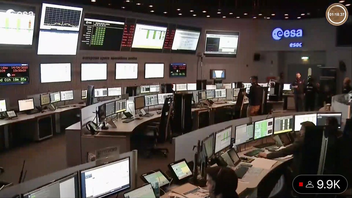 VE7GDH's tweet photo. JUICE is on the way to Jupiter. After a few tense minutes, the satellite was stabilized &amp; a signal was acquired by a giant dish in Australia. It is one of 3 earth stations that will control JUICE &amp; receive data back from it. #JUICE #JUPITER #ESA #JUICEBABY #CQDX #ETphonehome #AOS https://t.co/iu2k62MQIc