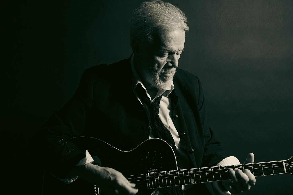 TaraJeanOnline's tweet photo. My guest on this morning's show: Randy Bachman! Join me at 8:10a on @WAVE983fm, we'll talk about his upcoming shows @BlueFrogLive and his memories of the legendary #RedRobinson. 🎙️🎶 https://t.co/lwhMRVEOJF