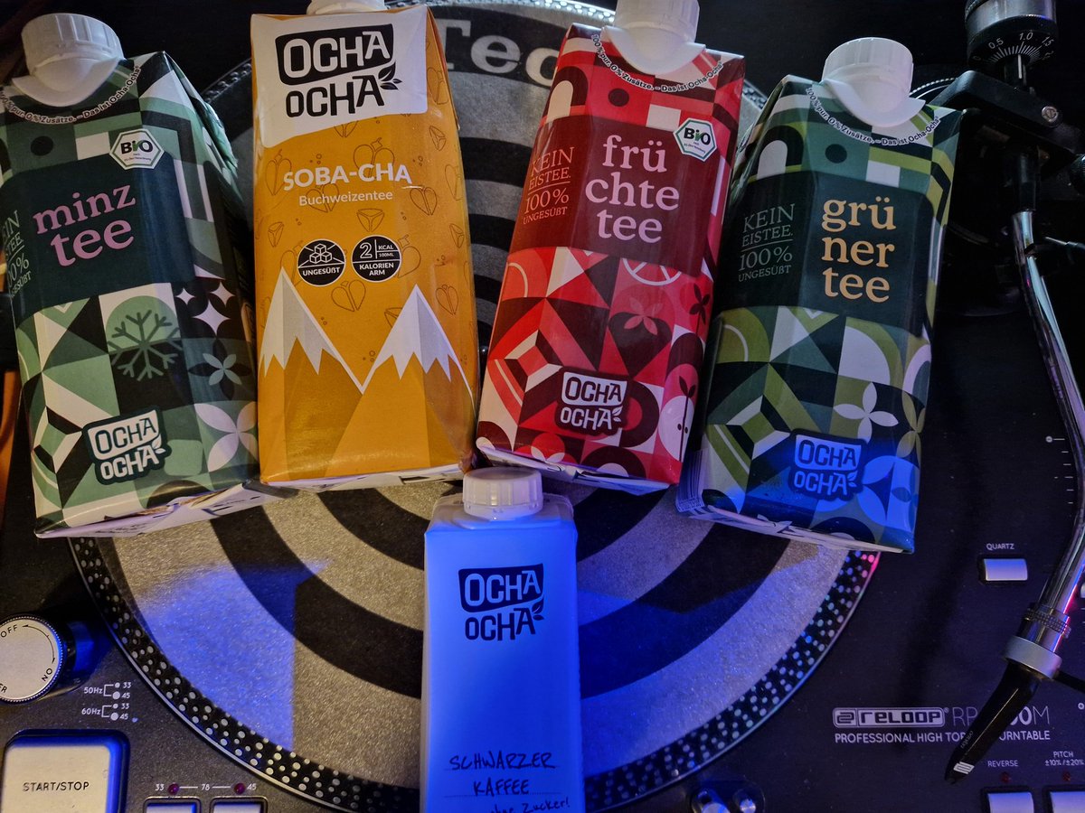 dj_fx3's tweet photo. War heute mal wieder im @lootshopkoblenz einkaufen...
Probiere mal den @ochaochatee aus. Der Kaffee von OchaOcha ist schonmal gut 😄 https://t.co/zJriYunrV0