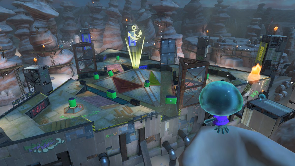 SplatoonLATAM's tweet photo. El escenario de Combate Tricolor en  Desfiladero Fumarola será exclusivo de este Festival.
A diferencia de las formaciones rocosas cercanas, el escenario tiene una inusual geometría triangular.
Que nos recuerda a algo...
#EquipoPoder
#EquipoSabiduría
#EquipoValor https://t.co/aTpUaQCcEo