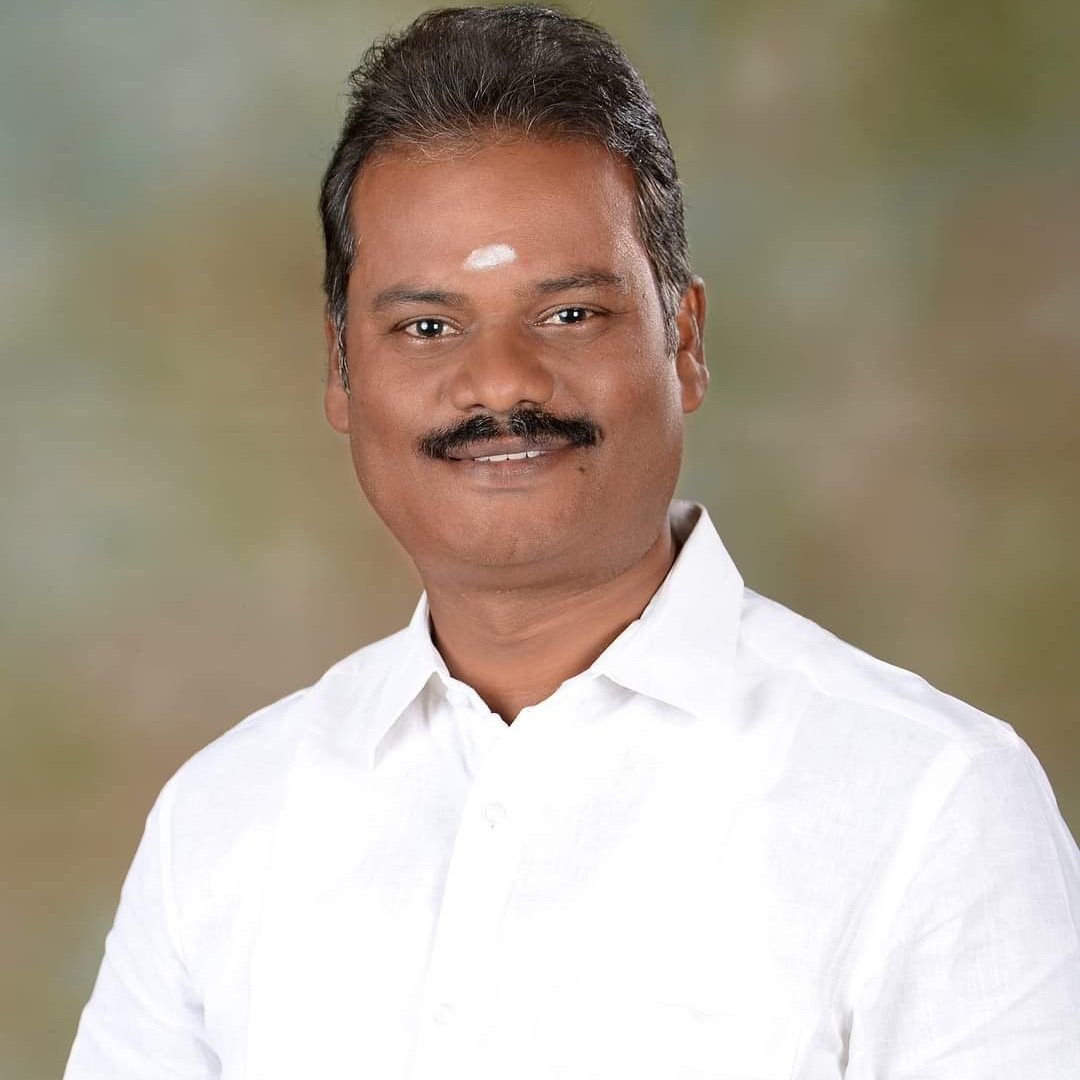RTamilmurugan's tweet photo. #NewProfilePic https://t.co/S05DgyiNds