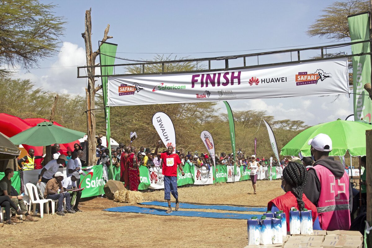That Friday feeling vs that feeling when you finish a marathon! Just over 2 months to go until the Lewa Safari Marathon where we can all #DitchTheDesk and take on an epic challenge through @LewaConservancy. Will you be joining us? @SafaricomPLC @HuaweiMobile
