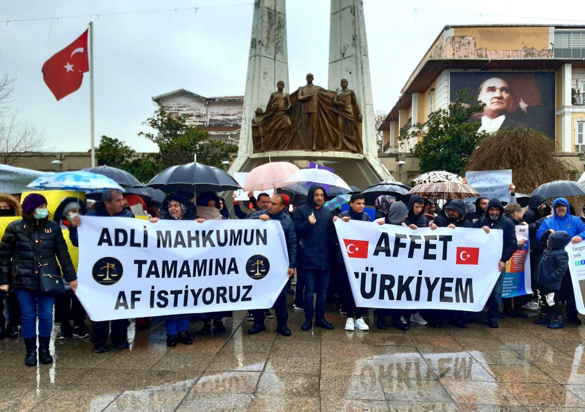 KararNet OyumAffa
AFyoksa OydaYok 
<a href="/bybekirbozdag/">Bekir  Bozdağ</a> <a href="/adalet_bakanlik/">T.C. Adalet Bakanlığı</a> <a href="/iletisim/">T.C. İletişim Başkanlığı</a>