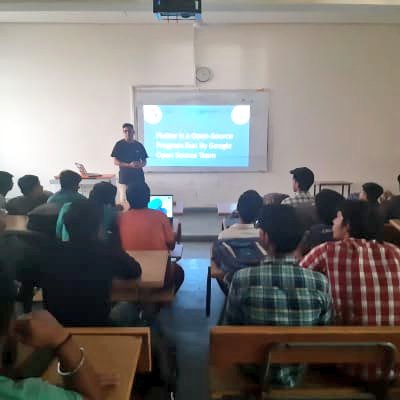 HirdeyM's tweet photo. As a @googledevs student club flutter lead had a session on Introduction to @FlutterDev and it was a small and short session and tried to pass max. Knowledge with my listeners.
Thanks to @FlutLab for being the online IDE for flutter https://t.co/EmdH50wAHN
