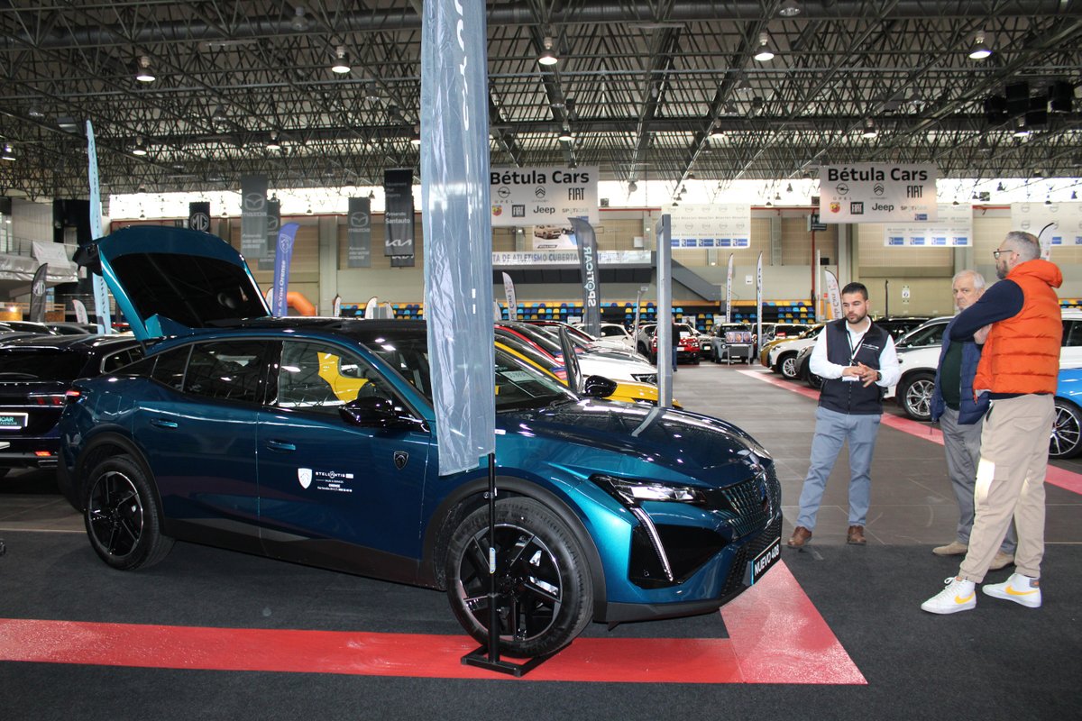 EXPOURENSE's tweet image. O V #CarOutletOurense ofrece 400 coches con entrega inmediata e todas as garantías dos concesionarios oficiais
Nesta cita organizada entre @Expourense e #ACAUTO, 15 concesionarios ofrecen vehículos de 24 marcas 
expourense.org/o-v-car-outlet…