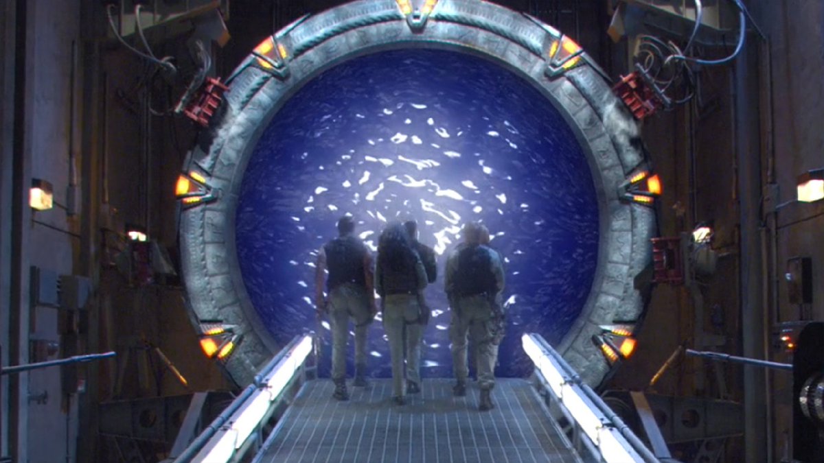 SeriesUpdateFR's tweet photo. Une série et un film Stargate sont en négociations chez Amazon.

(via @DEADLINE) https://t.co/Bgxv7hPAap