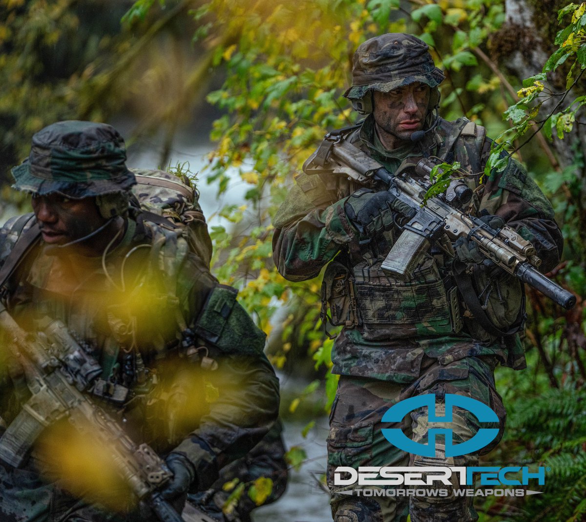 DeserttechHQ's tweet photo. The capacity of the Quadmag53 gives you more shooting time to stay in the fight. Fewer reloads can keep your focus where it should be, and the fact that they fit right into your standard double mag-pouch means you can carry them with ease. #deserttech #tomorrowsweapons #quattro15 https://t.co/ygWLlnZacj