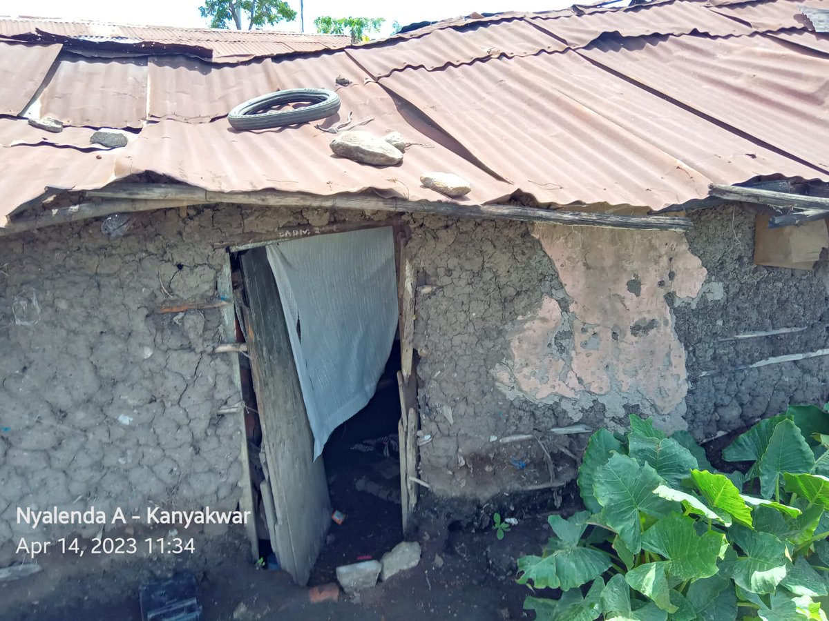 DAbrahamB's tweet image. Final day of #VulnerabilityMapping Data collection exercise.  This is the the situation residents of Nyalenda A ward find themselves in due to floods and strong winds in Kanyakwar area. Swift response needed from @KisumuCountyKE @Wanavijiji_sdi @WeAreVCA