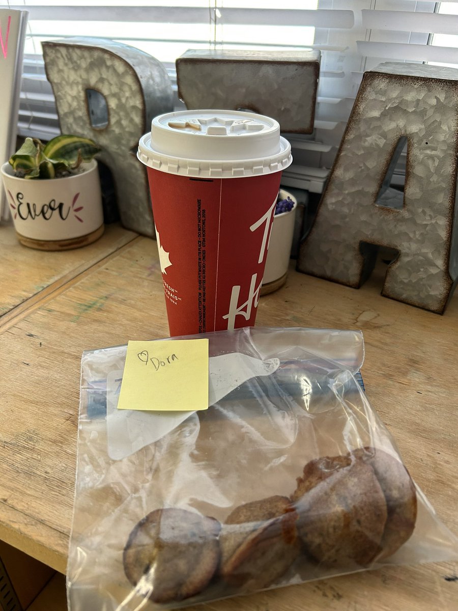 Miss Ericka Deakin tweet media